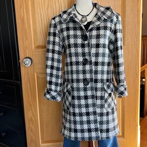 Jonathan Michael Lambswool Blend Light Weight Black & Cream Houndstooth Peacoat